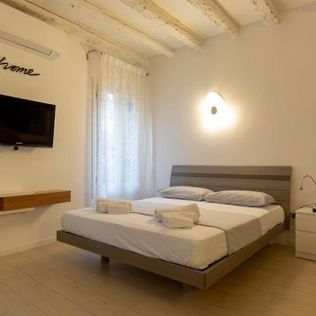 " Casa Savonarola " Centro Storico Villa Padova Luaran gambar