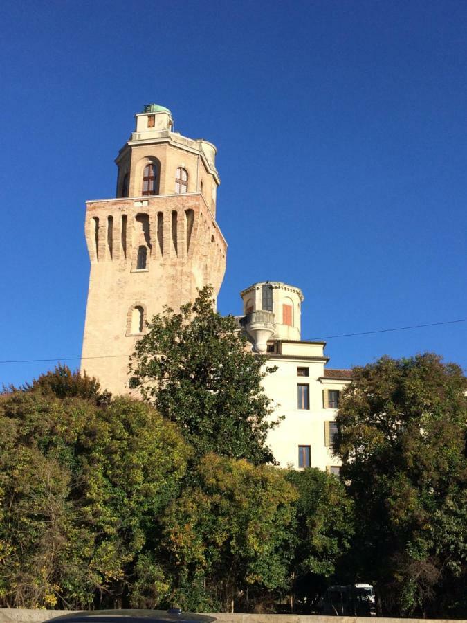" Casa Savonarola " Centro Storico Villa Padova Luaran gambar